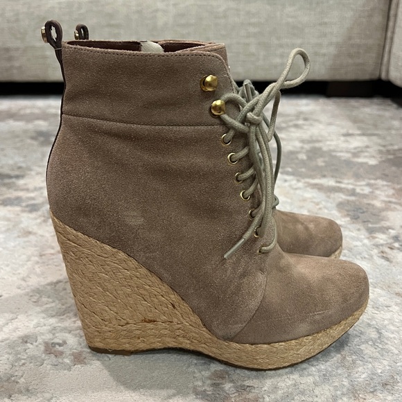 Michael Kors Suede Platform Booties W6.5 - Picture 3 of 8